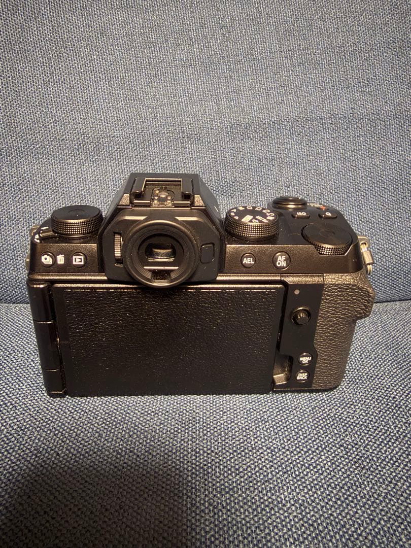 FUJIFILM X-S10 ミラーレス一眼カメラ 本体
