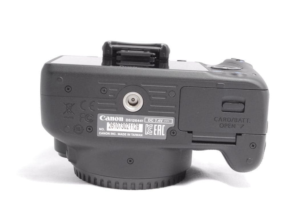 スマホ転送✨超軽量✨高画質✨Canon Kiss X7✨デジタル一眼レフカメラ