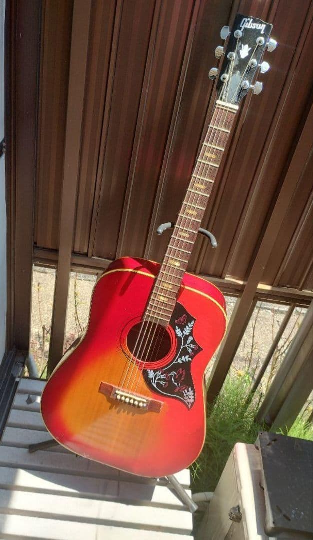 ストリートで！ ハミングバード PU付エレアコ ビンテージ！