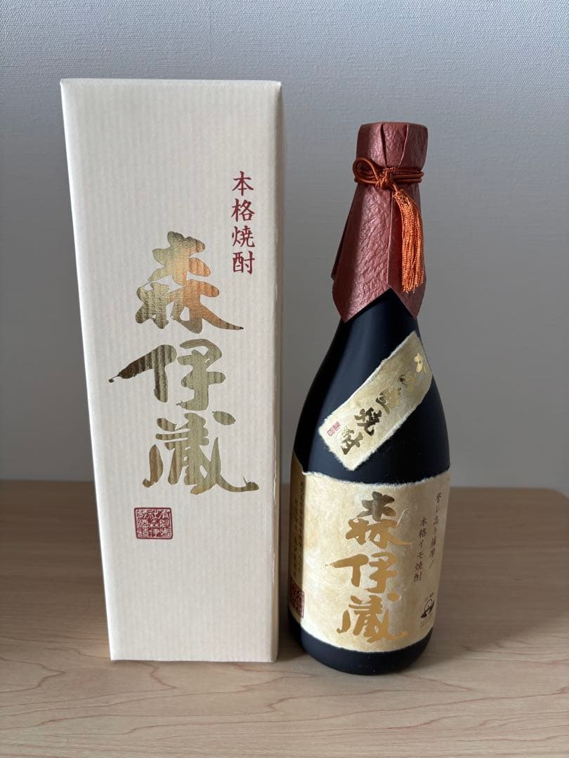 森伊蔵　金ラベル　かめ壺焼酎 720ml 箱付