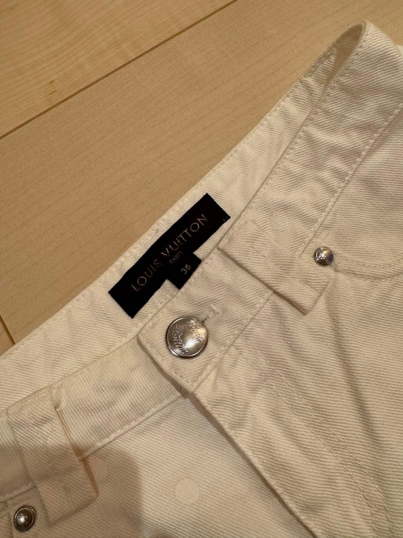 TRAN THI THANH ☆LOUIS VUITTON☆ショートパンツ