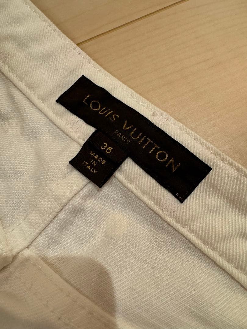 TRAN THI THANH ☆LOUIS VUITTON☆ショートパンツ