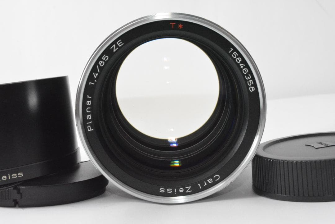 CANON EF用 Carl Zeiss Planar 85mm F1.4 ZE