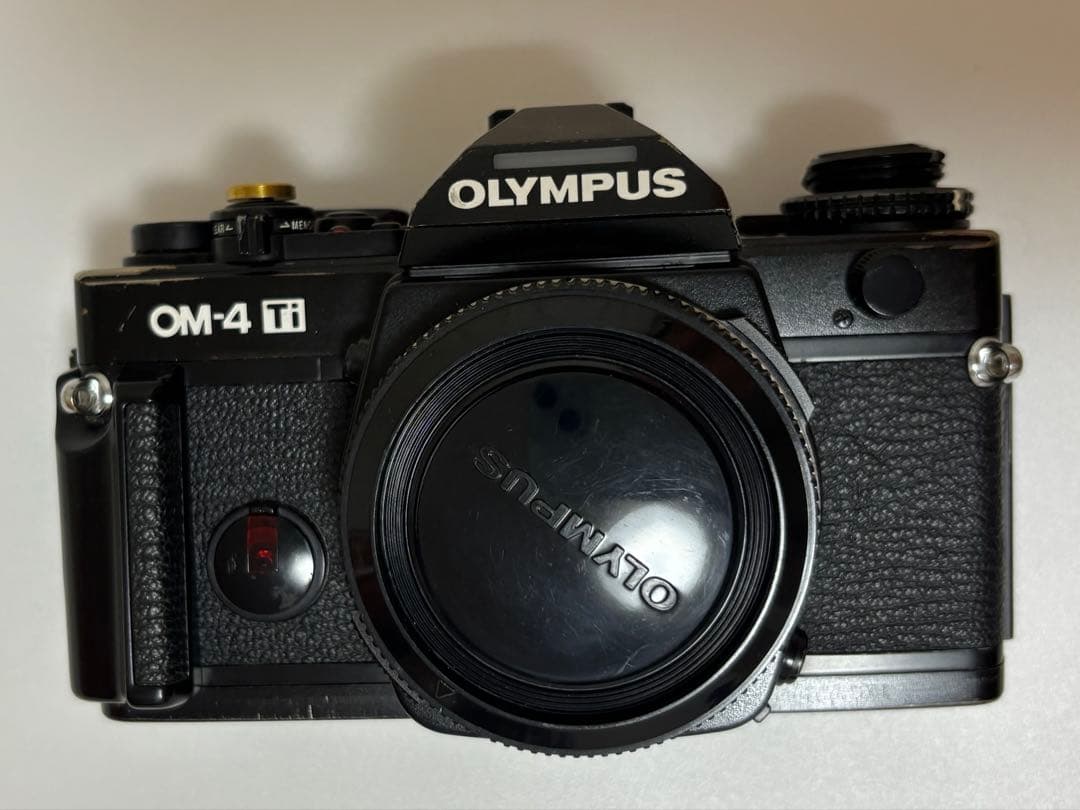 オリンパス　OM-4Ti ブラック　中古