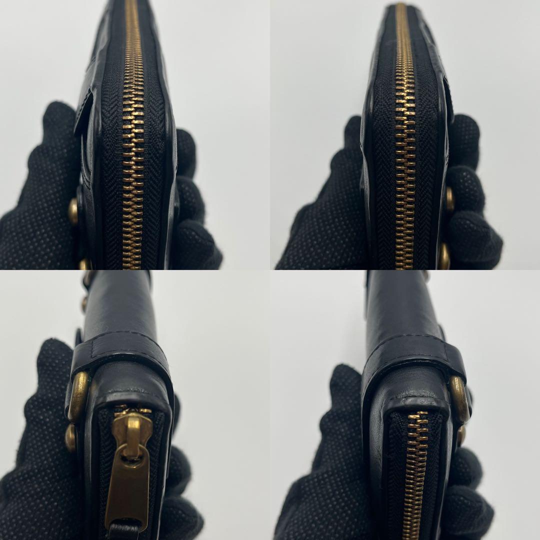 希少 バーバリーブルーレーベル 長財布 ラウンドジップ ブラック 金具ロゴ