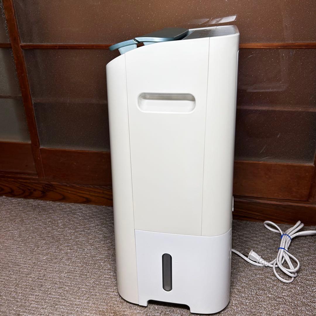 SHARP CV-DF100-W 空気清浄除湿機　除湿機　衣類乾燥
