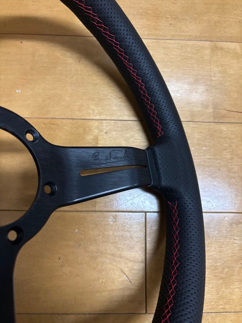 nona NARDI スポーツタイプ330パンチングレザーレッドタイプ