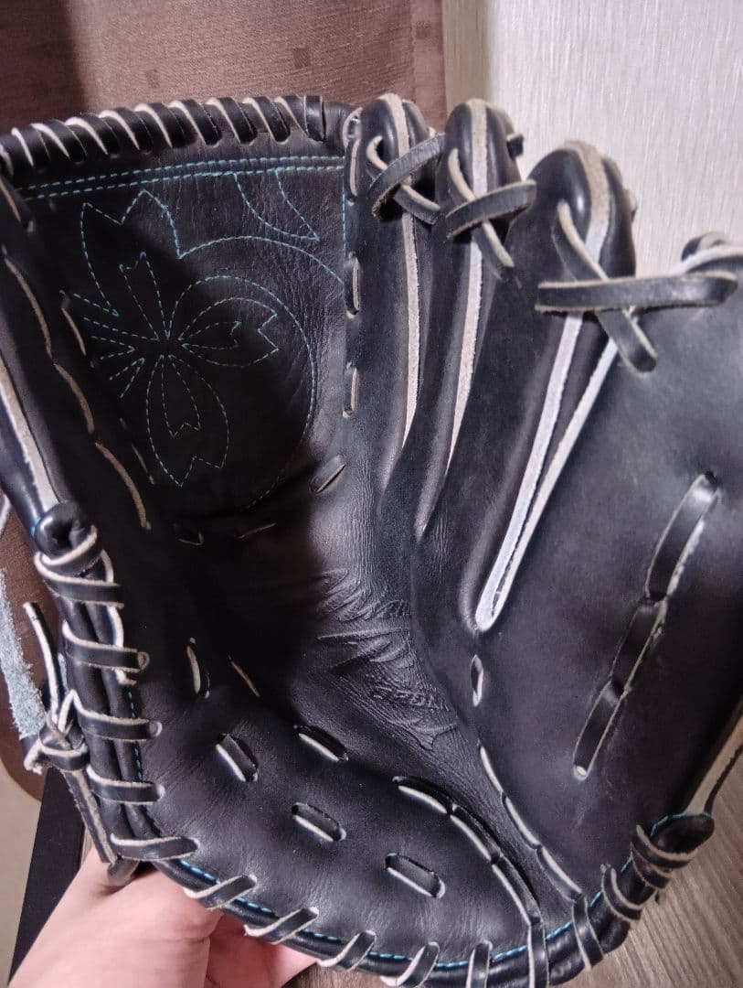 ミズノプロ硬式投手用グローブ 芳賀