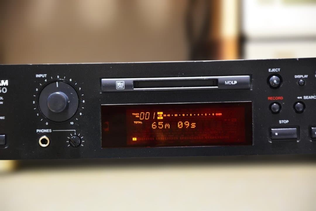 TASCAM MD-350 MDデッキ（業務用）