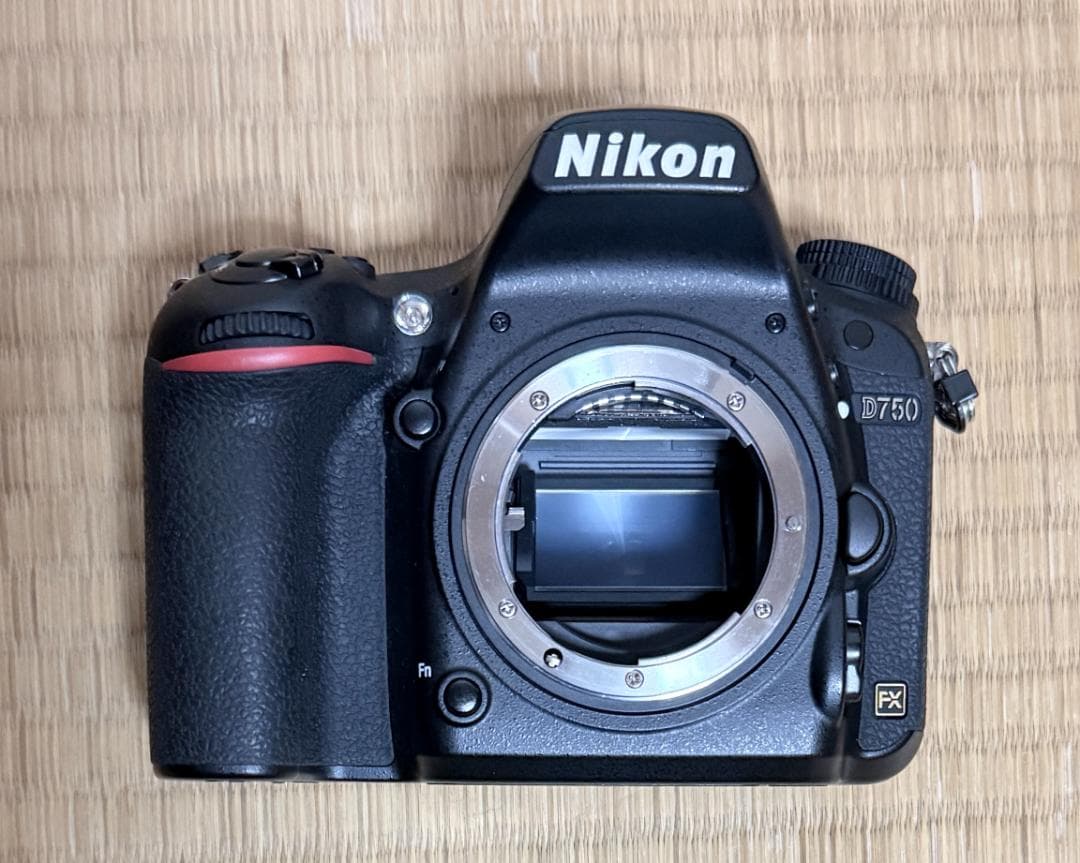 新品級 ニコン D750 24-120 VR レンズキット 7,629ショット