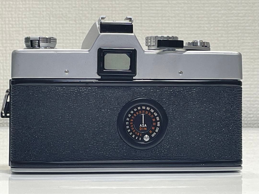 フィルムカメラ minolta SRT101 MC Rokkor-PF 1:1.7 55mm