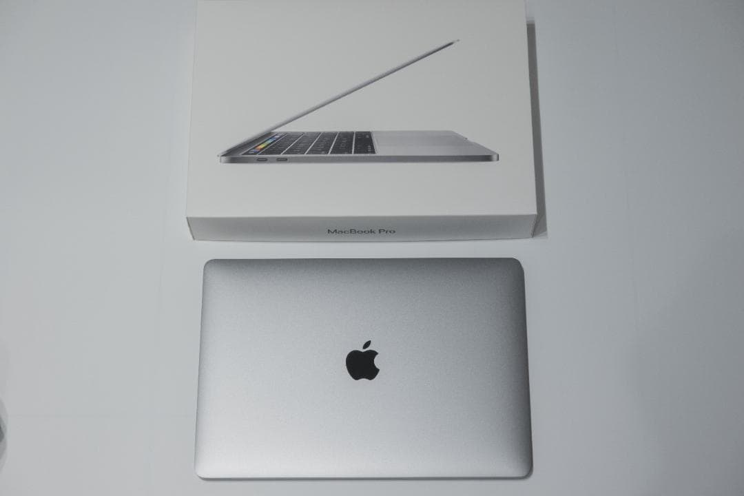 MacBook本体 MacbookPro 13inch i7/3.3GHz/16GB/512GB