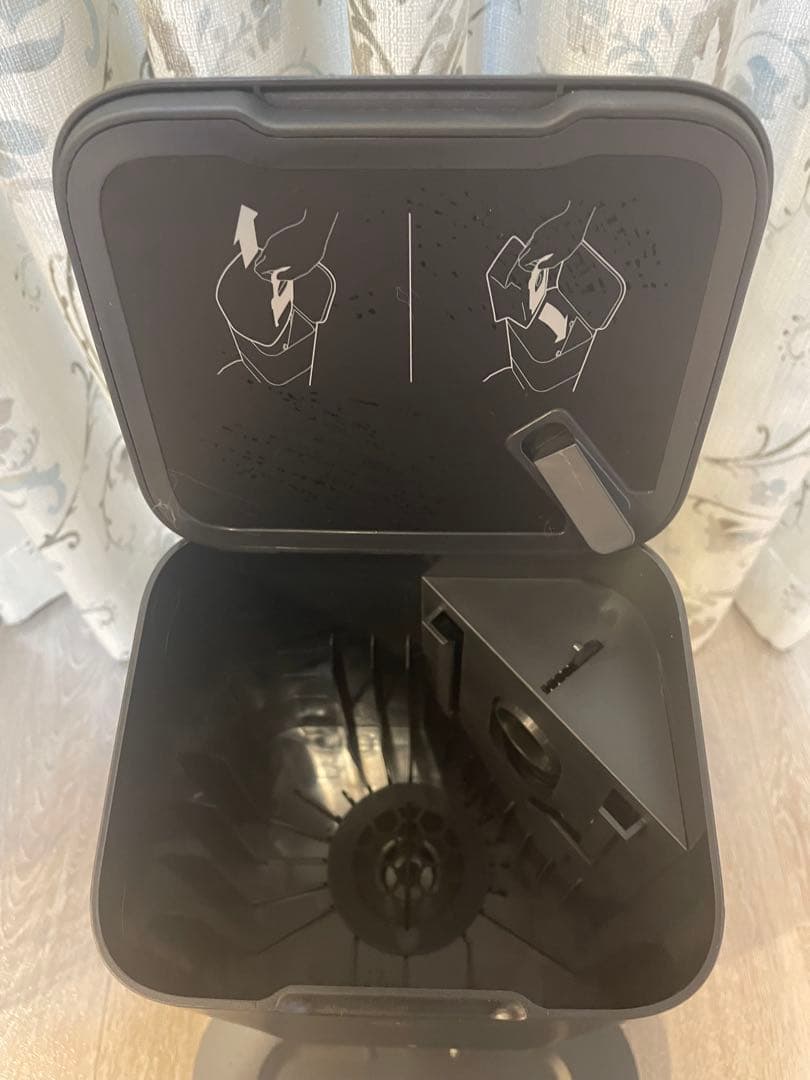 【ゴロリ】正規店購入・新品消耗品付きiRobotルンバi7+ロボット掃除機