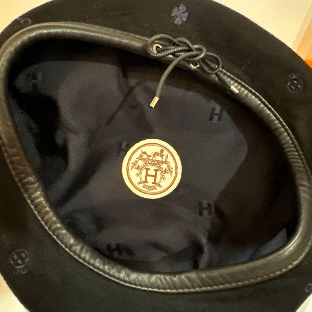 エルメスチャーム柄ベレー帽黒57アイコンサンノトーレチャーム