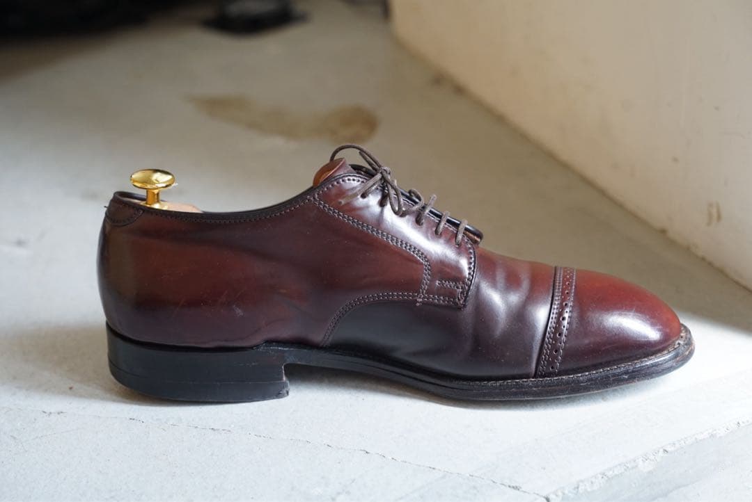 コウタ　モディファイドラスト　バーガンディ