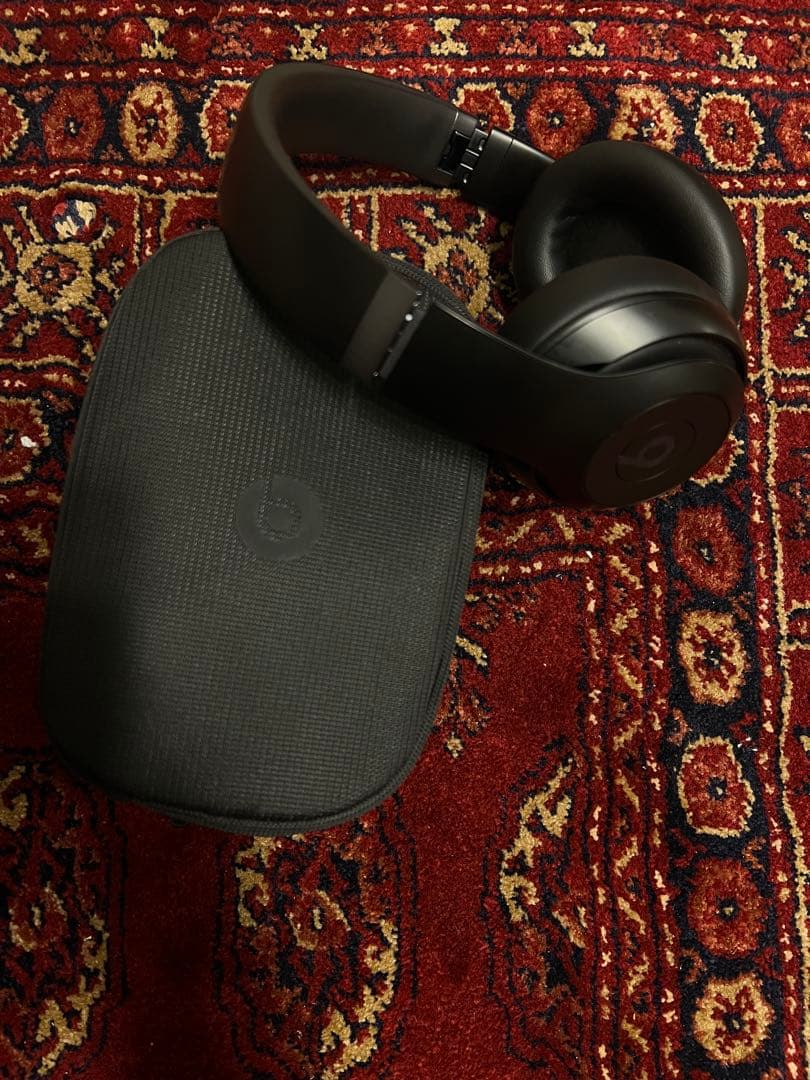 hiroBeats Studio Pro ヘッドホン