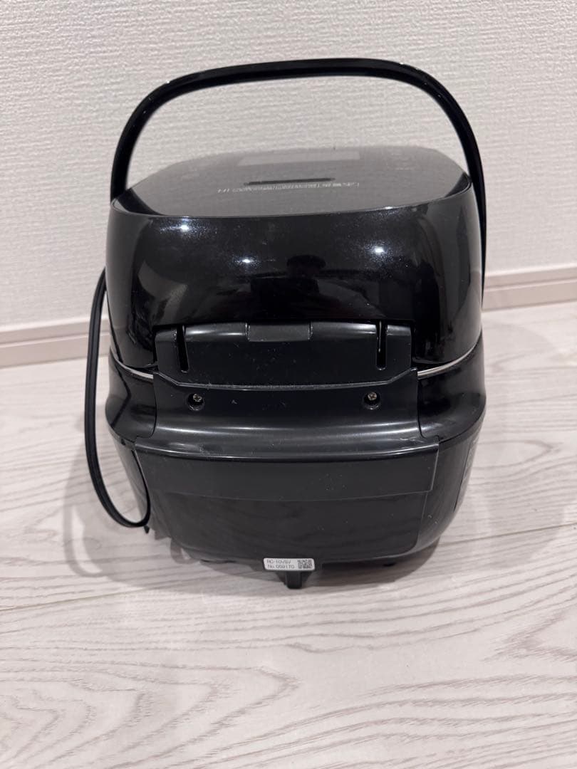TOSHIBA RC-10VSV 炎匠炊き グランブラック （ジャンク品）