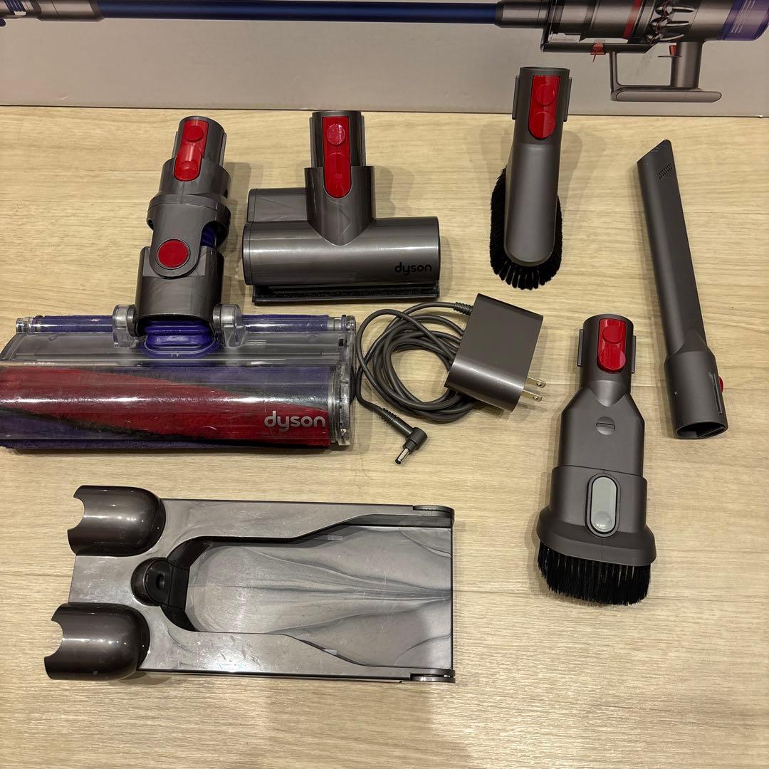 dyson V11 Fluffy SV14 純正スタンド付き