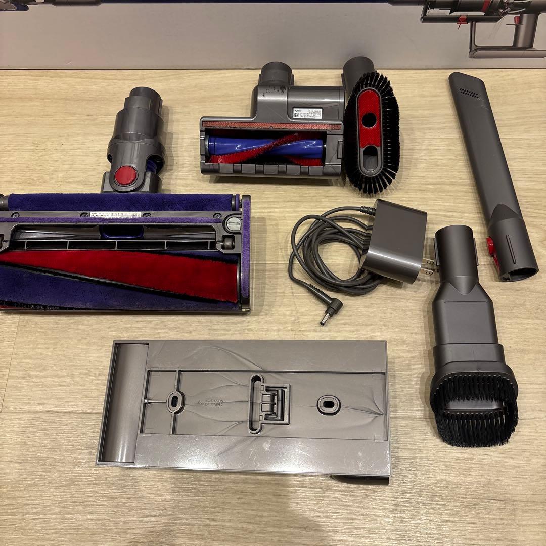 dyson V11 Fluffy SV14 純正スタンド付き