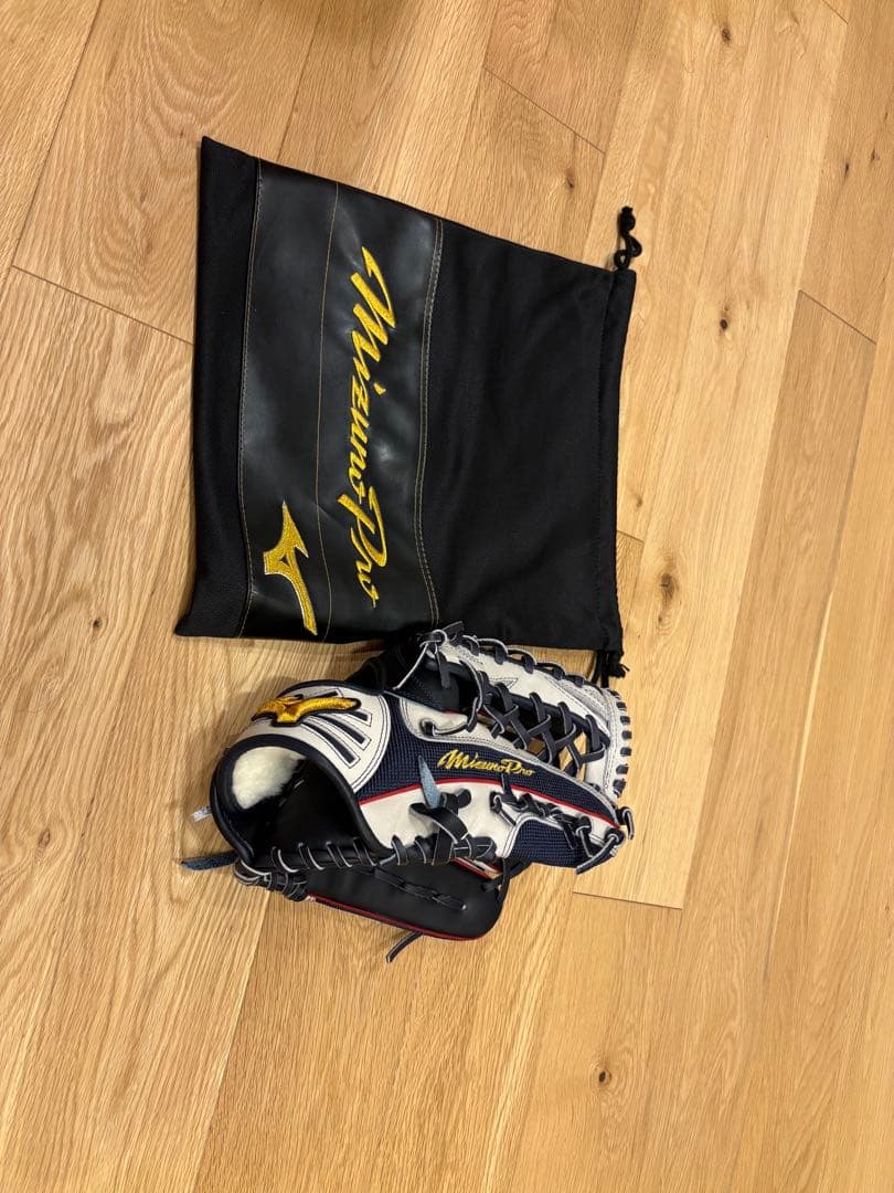 Mizuno 軟式グローブ（近藤モデル）　右投げ　外野用