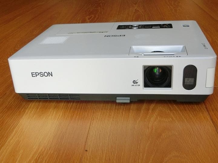 【EPSON】EMP-1825【プロジェクタ】