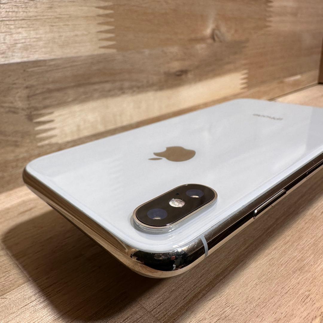 【美品】iPhoneX 本体 シルバー／SILVER 256GB SIMフリー