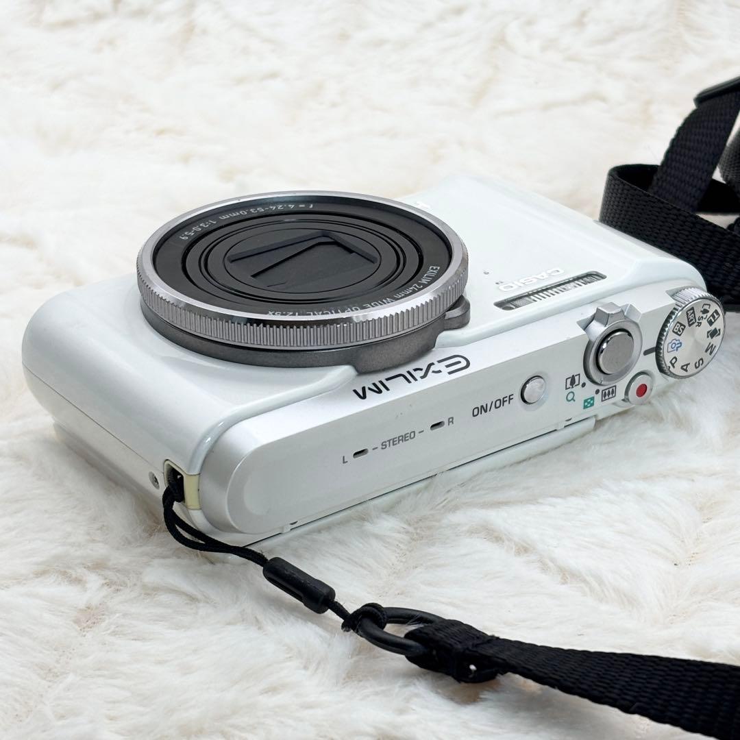 ピンクの猫 CASIO EXILIM EX-Z1300 ホワイト 訳あり