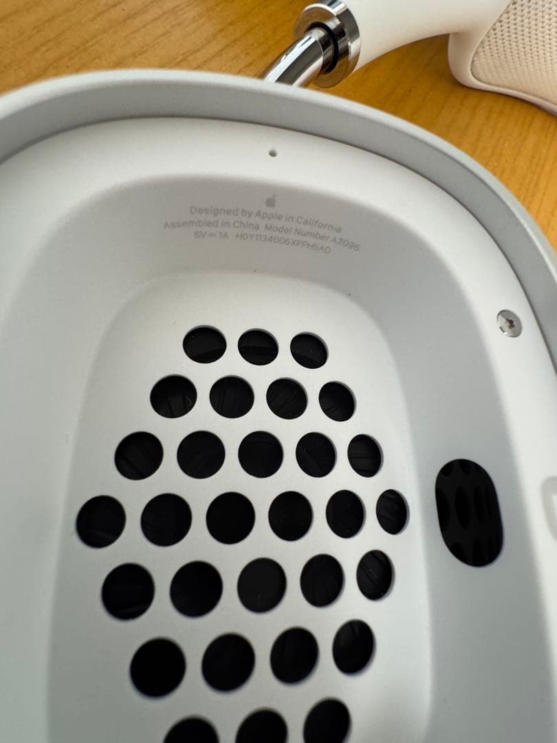 AirPods Max 美品 シルバー カバー付き 使用少なめ