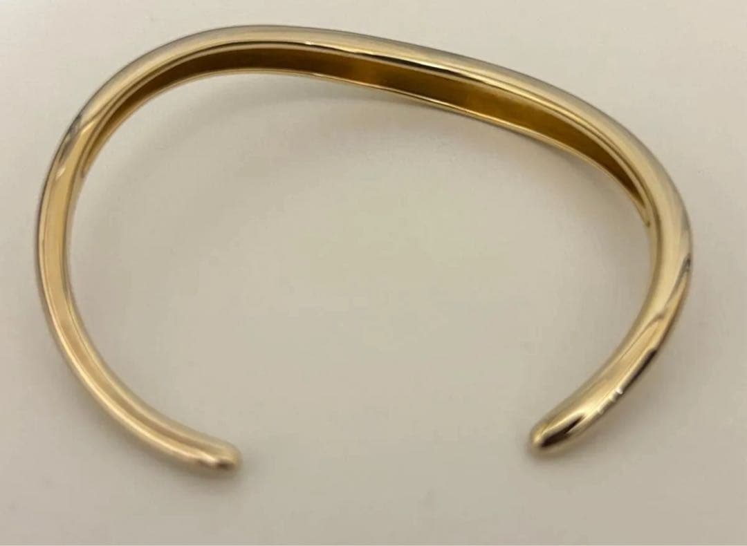 5/11限定価格【Noble of Water】 シルバー バングル 4℃