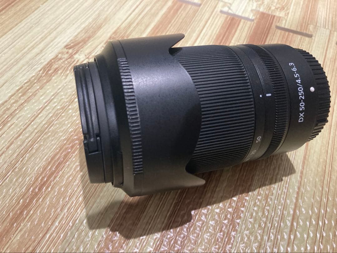 Nikon DX 50-250mm f/4.5-6.3 /保護フィルター付き