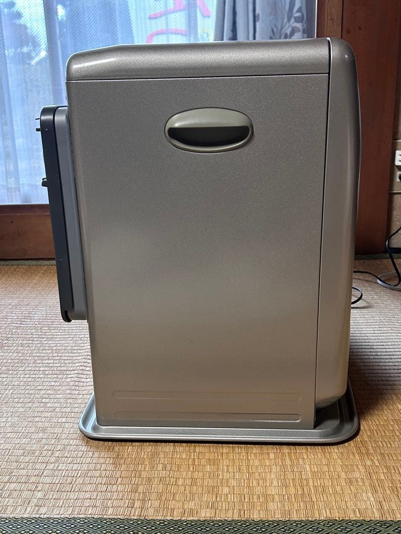 【るる】石油ファンヒーター FW-577LE 2011年製