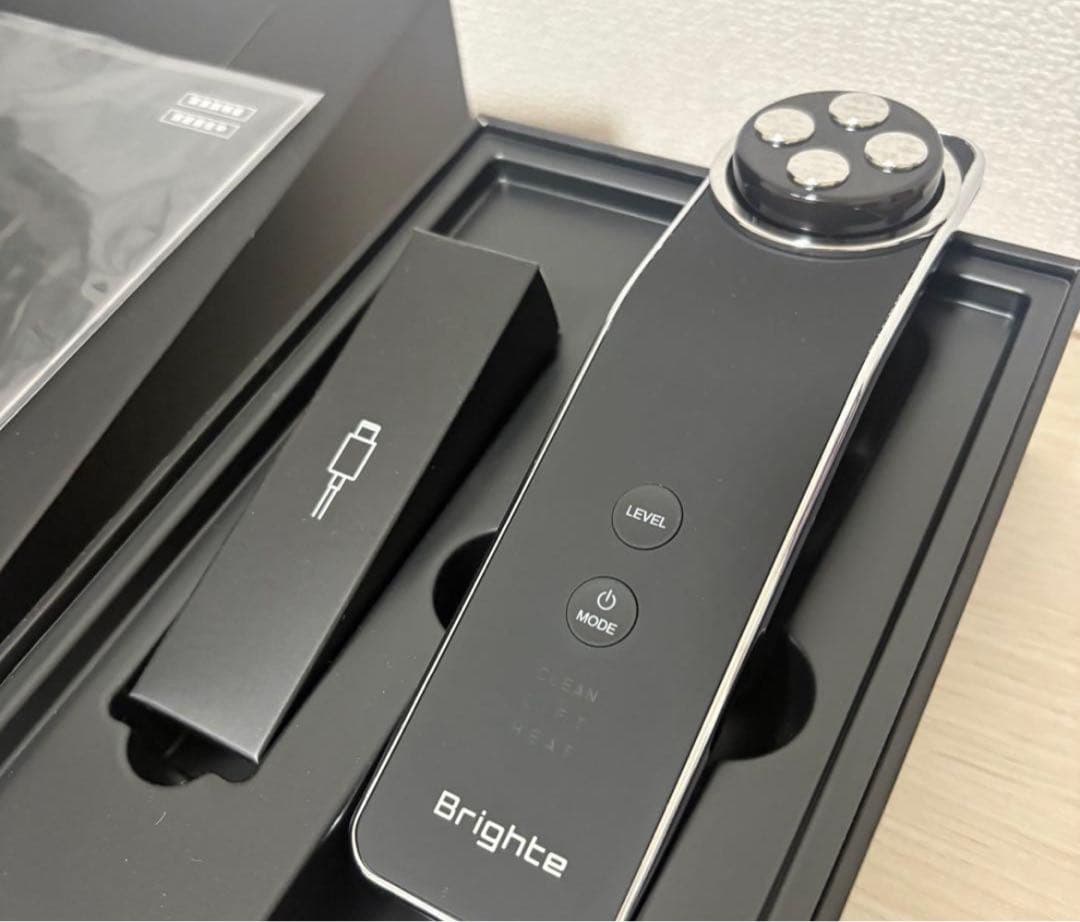 Brighte エレキリフト　美顔器