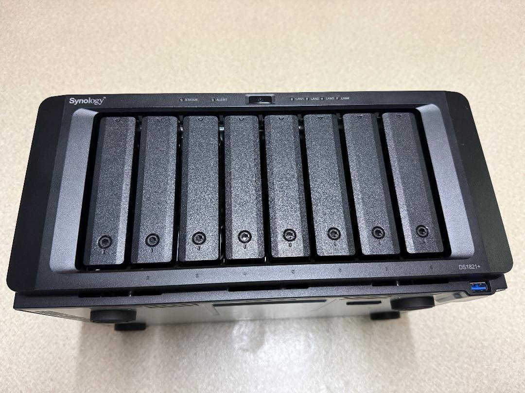 Synology DS1821+ 8ベイ NAS 32GB+10GbE+SSD