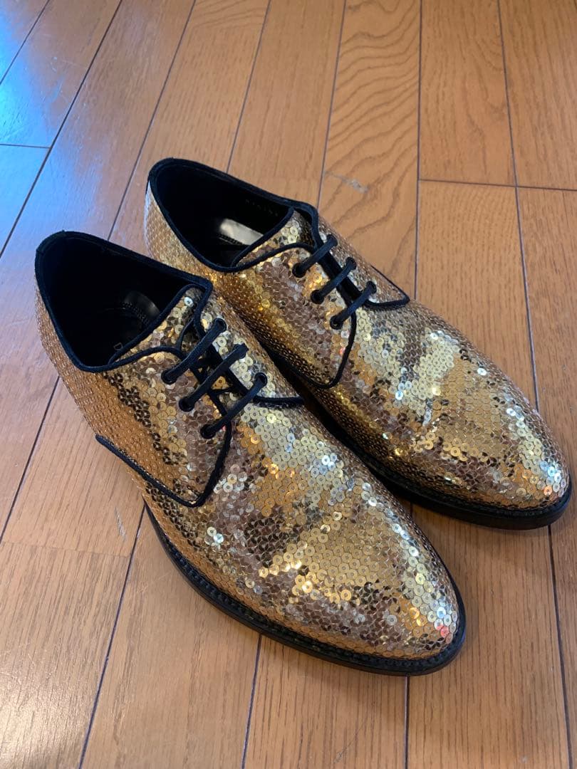 Dolce & Gabbana ゴールド スパンコール ドレスシューズ