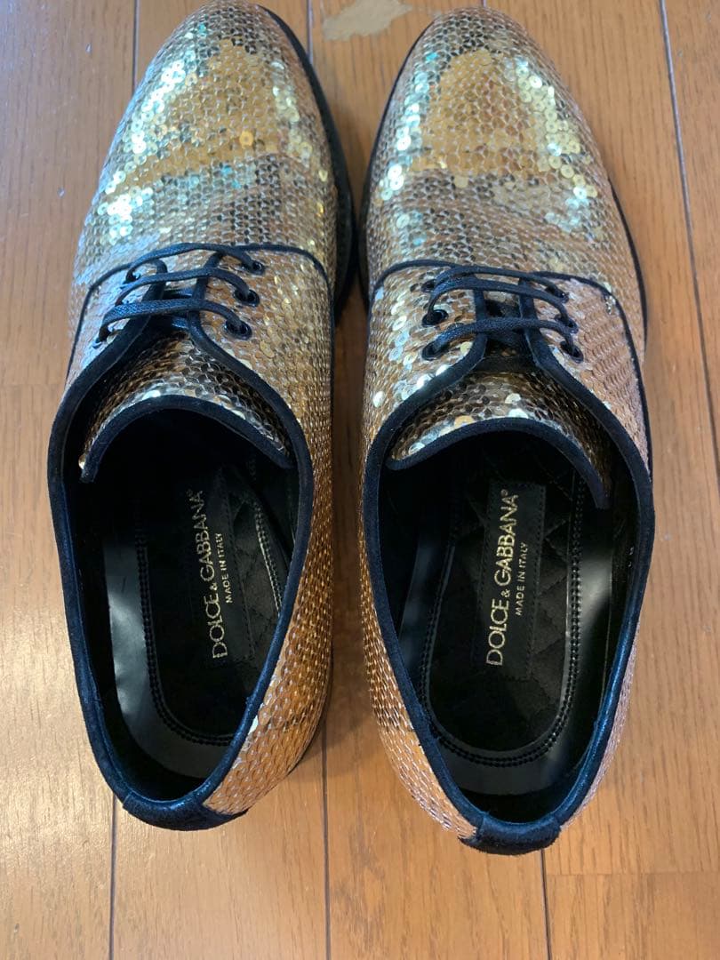 Dolce & Gabbana ゴールド スパンコール ドレスシューズ