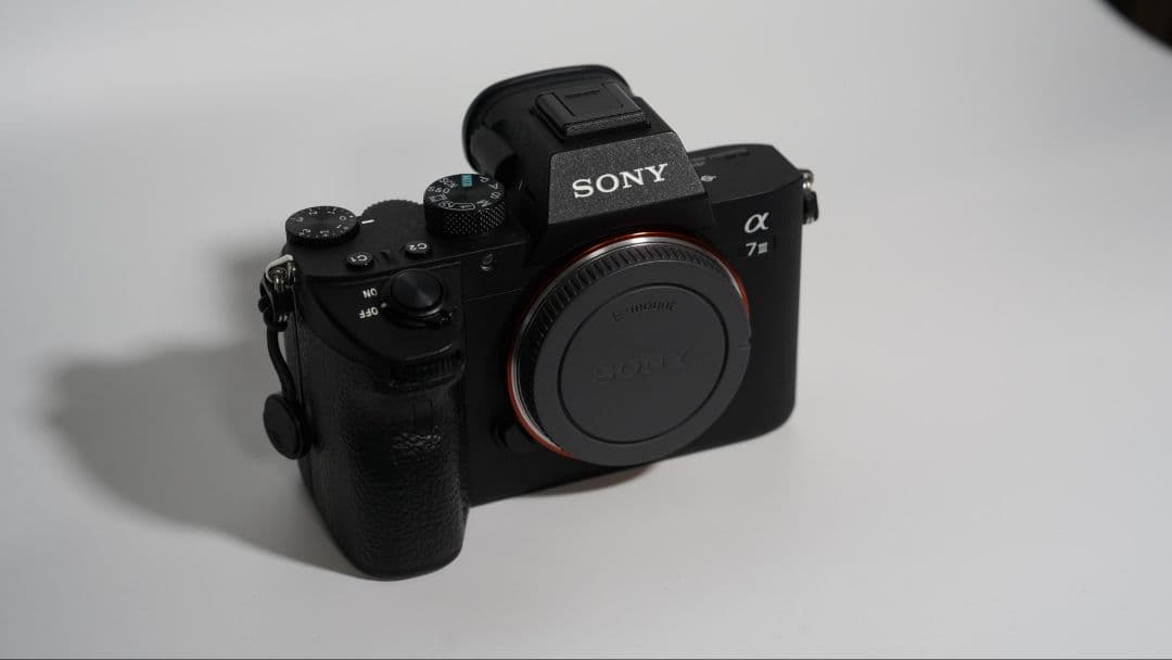 SONY α7 III