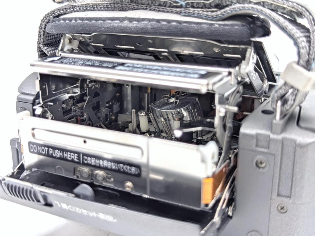 miniDVのダビングに！ Panasonic ビデオカメラ NV-DS200