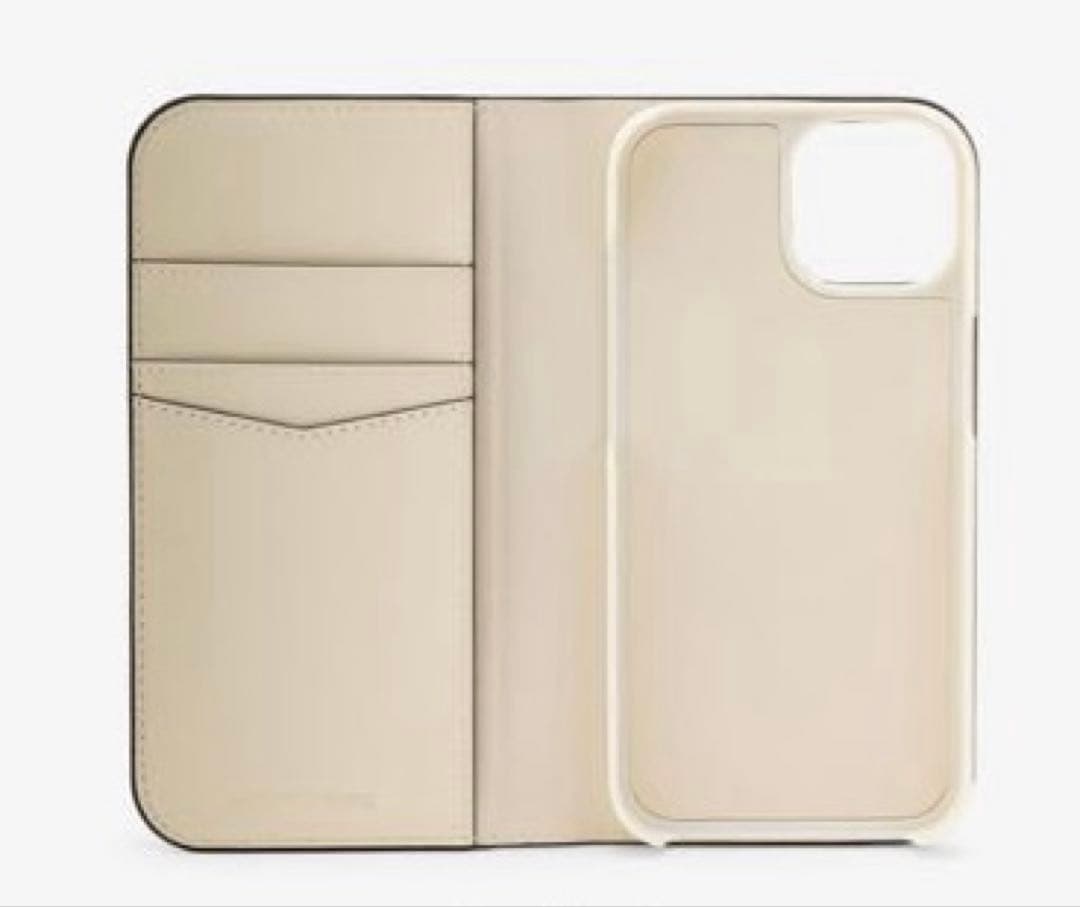 マイケルコース☆新品☆ FOLLIO 手帳型 iPhone 15ケース/バニラ