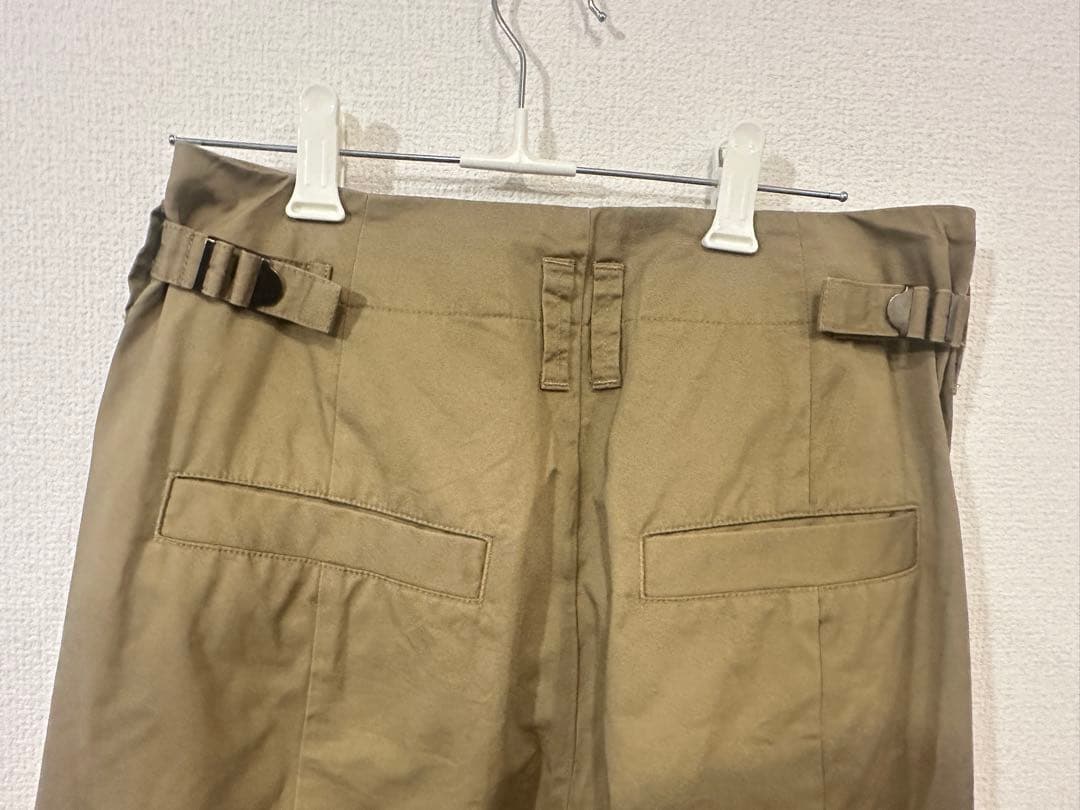 コットンツイルワイドフォルム カーブパンツ アダムエロペ