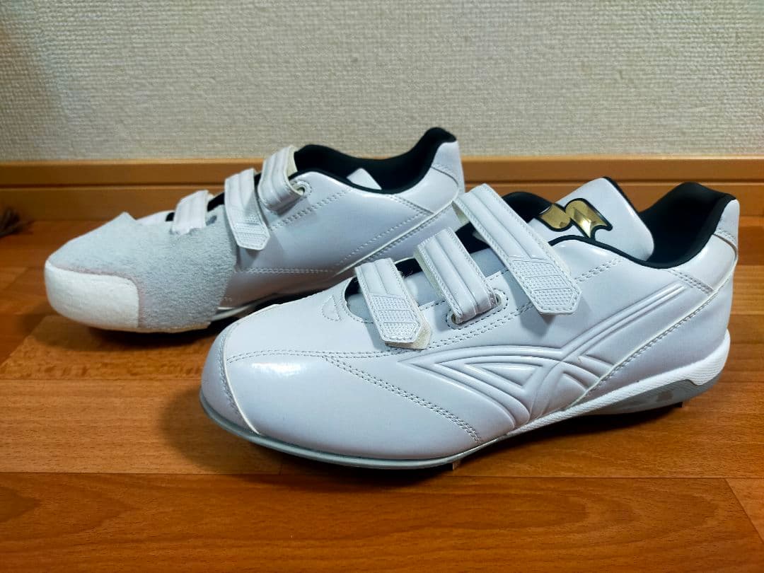 【新品】野球スパイク SSF3007 ホワイトPカバー付き26.0cm