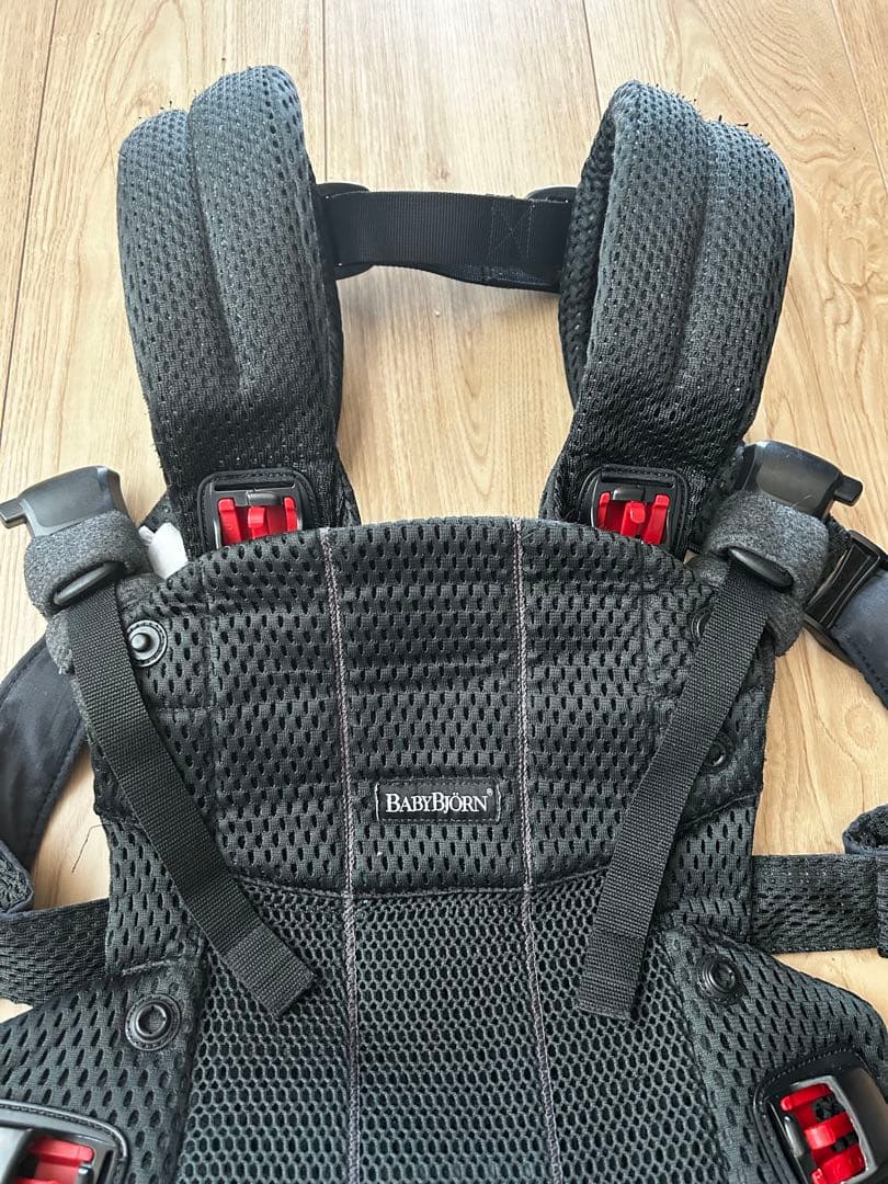ベビービョルン　ハーモニー　抱っこ紐　黒