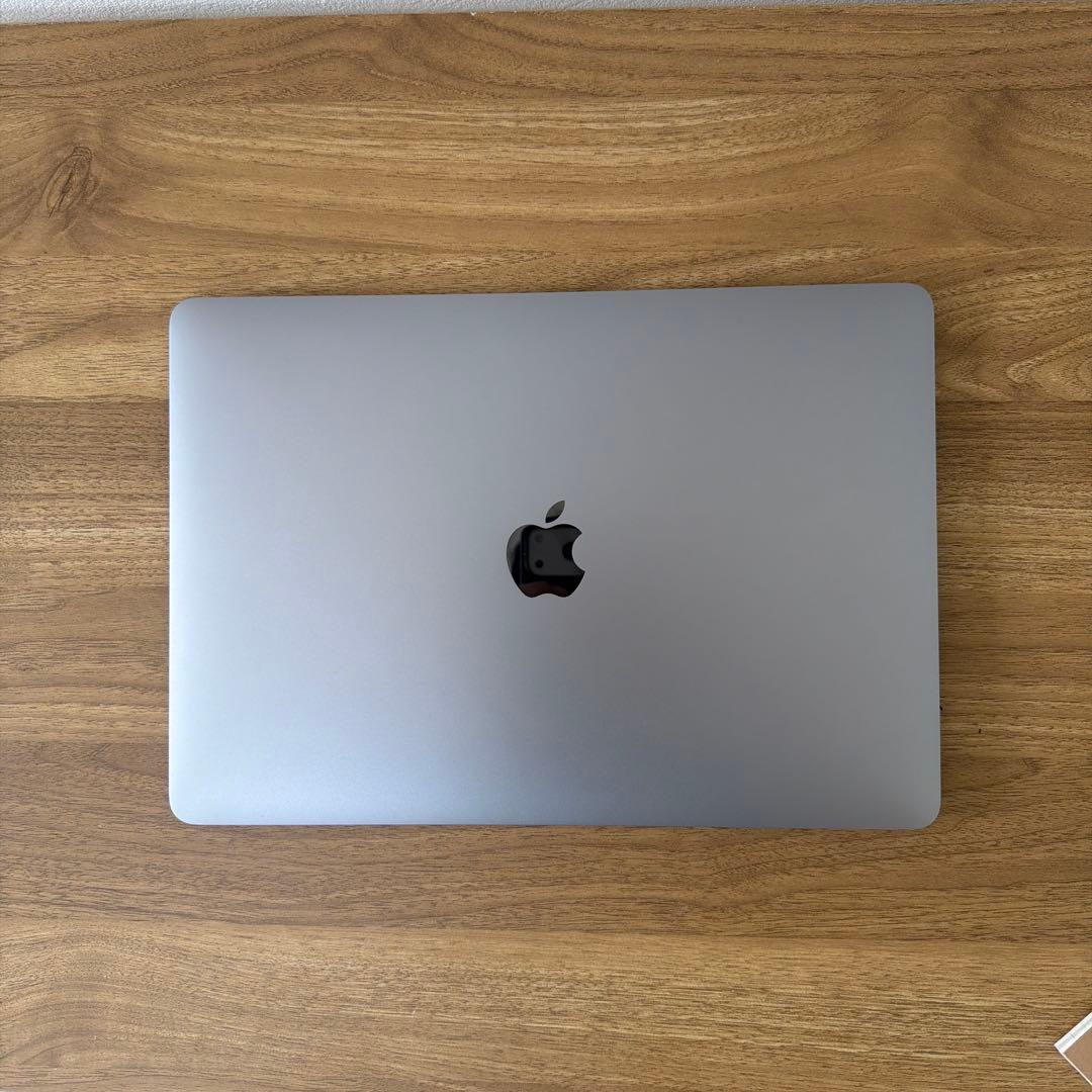 【美品】MacBook Air M1 16GB / 512GB