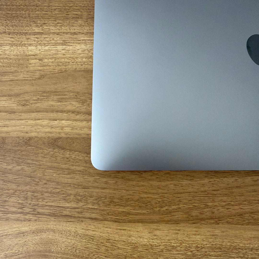 【美品】MacBook Air M1 16GB / 512GB