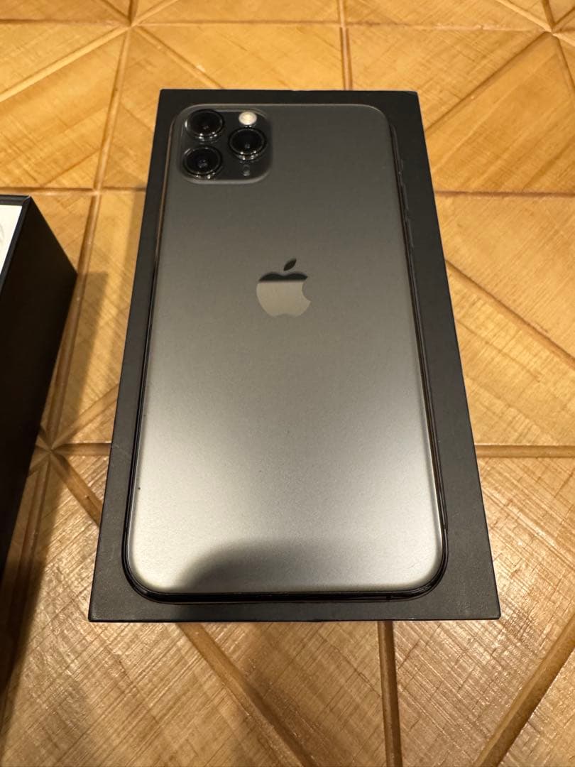 美品 付属品有り iPhone 11 Pro スペースグレイ 256GB