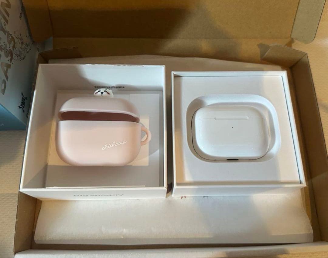 【コードとちいかわケース付】AirPods Pro 2本体
