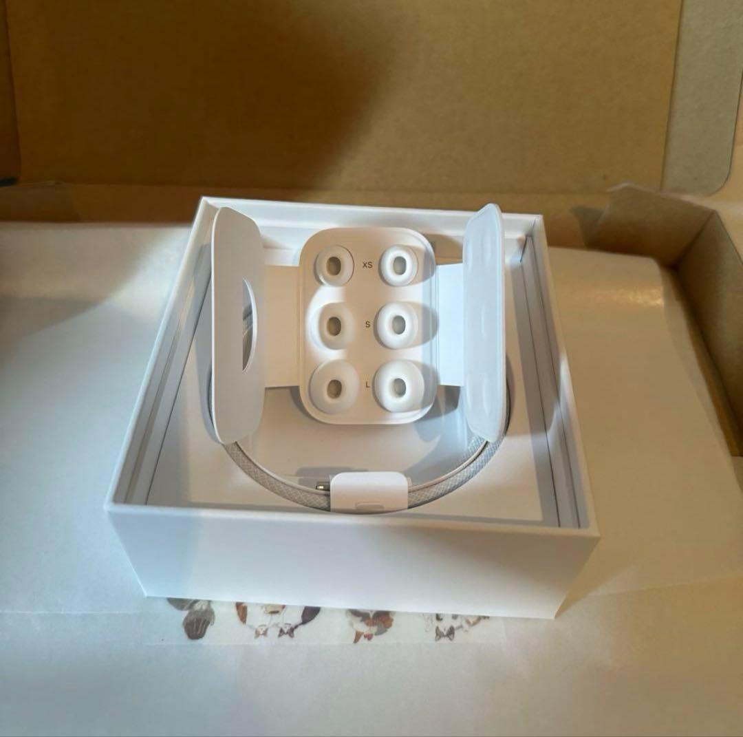 【コードとちいかわケース付】AirPods Pro 2本体