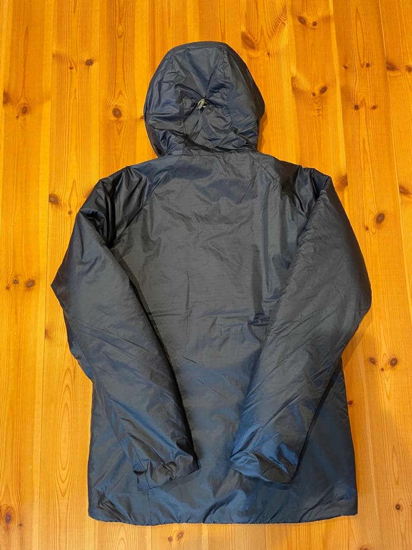 フーディニ ダンフリ ネイビー ノースフェイス パタゴニア マムート ノローナ