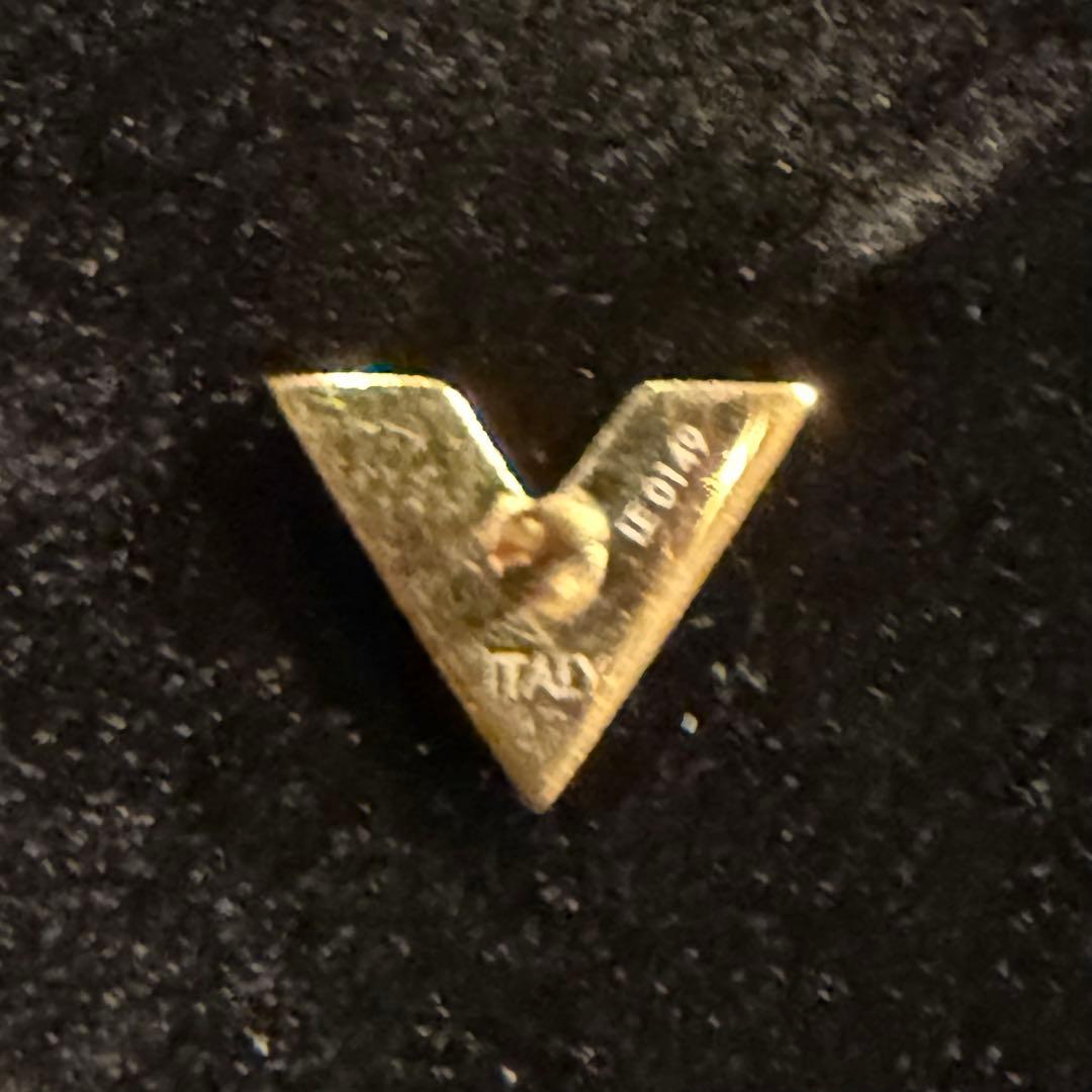 ルイヴィトン LOUIS VUITTON エッセンシャル V ピアス 片方のみ