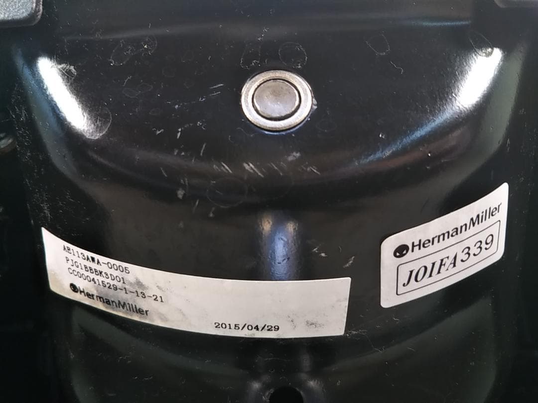 bj　アーロンチェア　Aサイズ　フル装備　レバー式可動肘　前傾機能有り　中古品