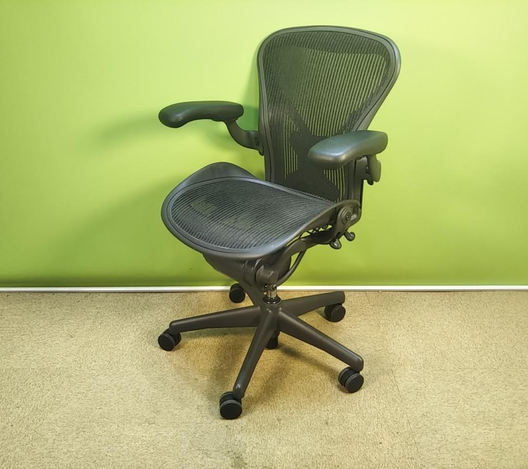 bj　アーロンチェア　Aサイズ　フル装備　レバー式可動肘　前傾機能有り　中古品